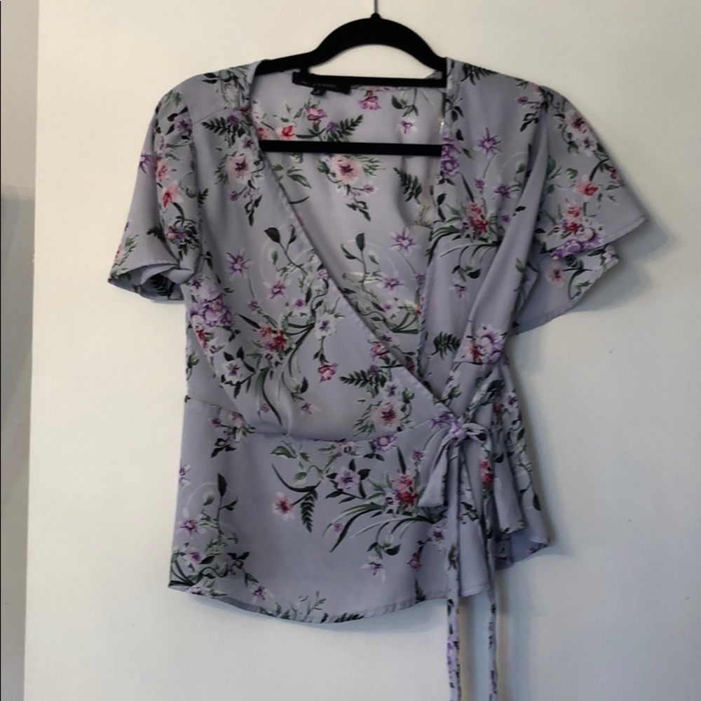 FLORAL WRAP BLOUSE 🌸